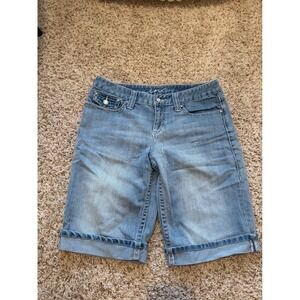 INC International Concepts Denim Bermuda Shorts Light Wash Cuffed Size 10